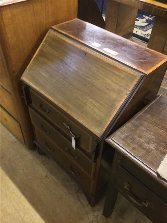 Small Edwardian satinwood cross-banded mahogany bureau